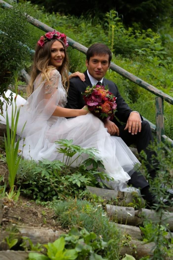 Adela Popescu și Radu Vâlcan în ziua nunții lor, ședință foto.