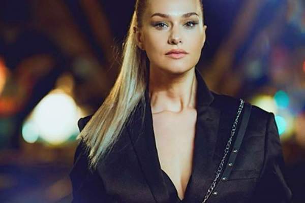 Feli Donose, victima bullying-ului în copilărie. Vedeta se teme ca nu cumva fiica sa să treacă prin aceeași situație: „Mi-e foarte frică”