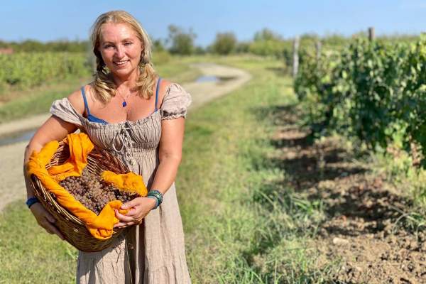 Ce mai face și cum arată acum Florina Mărcuță, fosta soție a lui Bebe Cotimanis