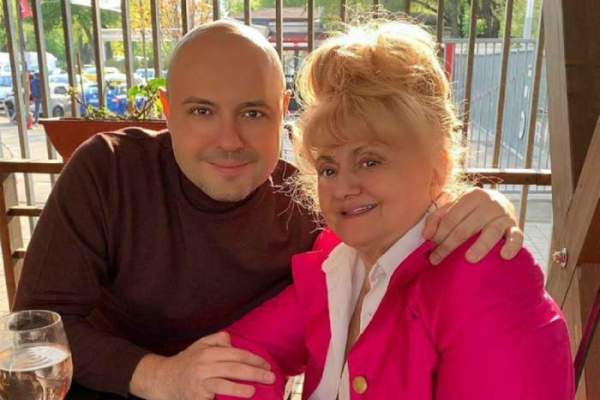 Mama lui Mihai Mitoșeru, primele declarații după operația pe creier! Cum se simte acum actrița