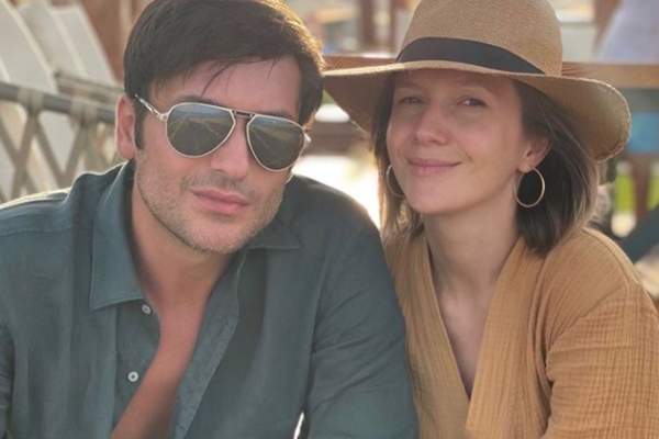 Adela Popescu și Radu Vâlcan, imagine împreună din vacanța din Egipt. Au plecat alături de copiii lor. ”La un ceai pe terasă”