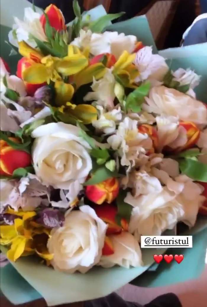 Buchetul de flori primit de Daliana Răducan