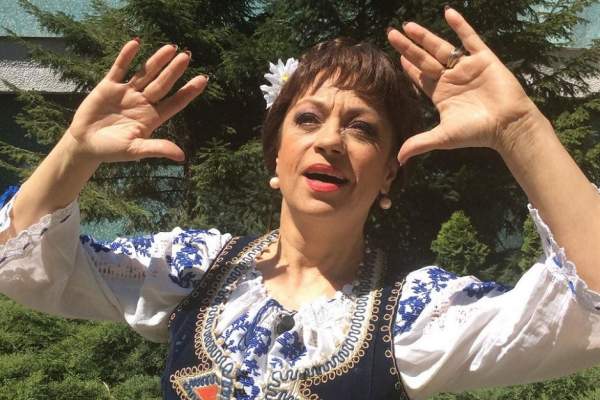 Cum a aflat Adriana Trandafir că a fost înfiată! Concurenta de la „Te cunosc de undeva” a împlinit astăzi 65 de ani: „Îmi fac singură urare”
