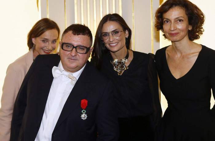 Creatorul de modă Alber Elbaz a murit. Celebrul designer avea doar 59 de ani
