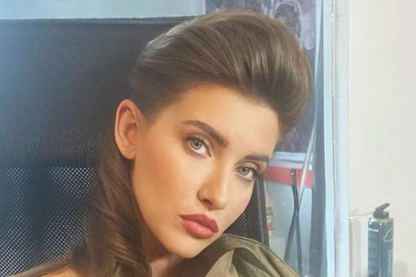 Iulia Albu a căzut pe scări în urmă cu puțin timp. Cum s-a întâmplat?