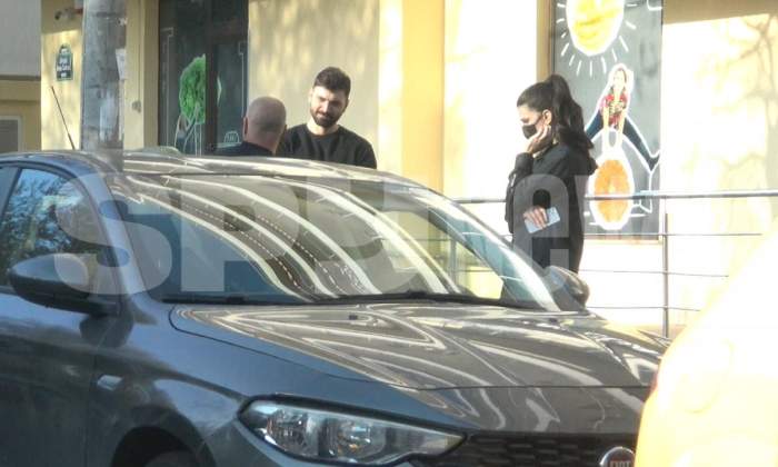 adrian ropotan si sotia impreuna cu antreonorul vedetelor