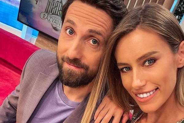 Gabriela Prisăcariu și Dani Oțil au plecat în vacanță. Ce destinație luxoasă au ales și cine i-a însoțit: „Bagajul de tată” / FOTO