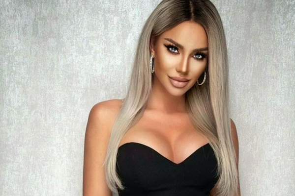 Bianca Drăgușanu, o nouă ”înțepătură” în mediul online! Oare cui îi e adresată? ”Ăștia puteam fi noi...”