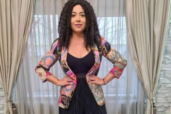 Oana Roman, brunetă și cu părul creț. Reacția fanilor: ”Te prinde foarte bine” / FOTO
