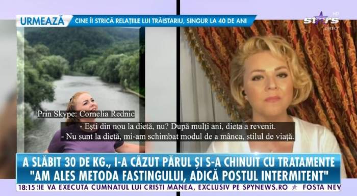 În stânga e o imagine cu Cornelia Rednic la munte, în care purta un tricou mov. În dreapta artista poartă o bluză albă și dă un interviu pentru Antena Stars.