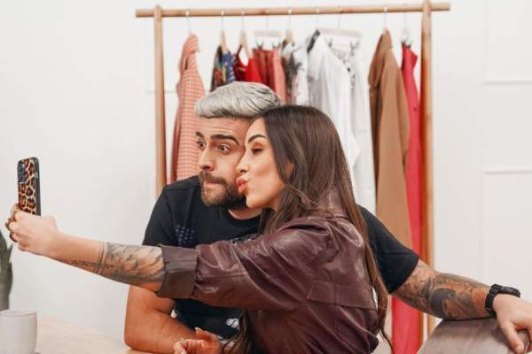 Speak și Ștefania, imagine de colecție de la începutul relației! Foștii concurenți din Asia Express împlinesc astăzi 4 ani de iubire / FOTO