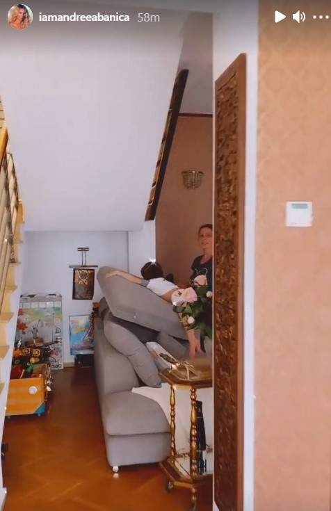 Andreea Bănică, copleșită de haosul de acasă. Artista așteaptă cu nerăbdare un moment de liniște: „Fug în lume” / VIDEO