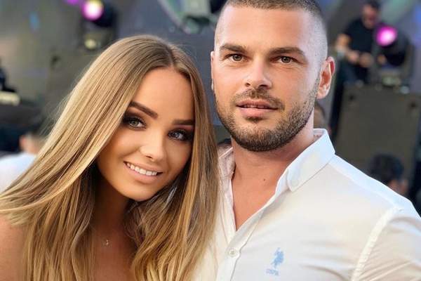 Maria Constantin se confruntă cu probleme, după ce și-a pus silicoane: ”Un an nu voi face copil”