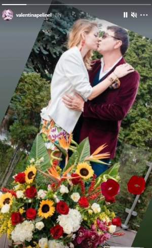 Valentina Pelinel, sărut pasional cu Cristi Borcea. Imaginea plină de romantism postată de blondină / FOTO