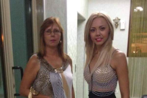 Gestul șocant pe care mama Denisei Răducu îl face de când artista a murit. Ce se întâmplă în fiecare noapte, la ora 3