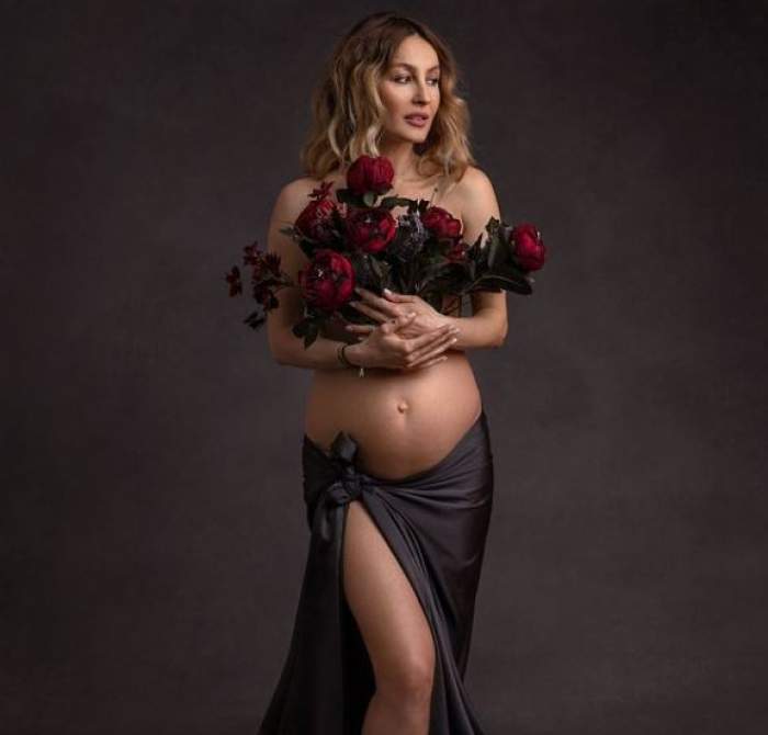 Flavia Mihășan, pictorial sexy cu burtica de gravidă.