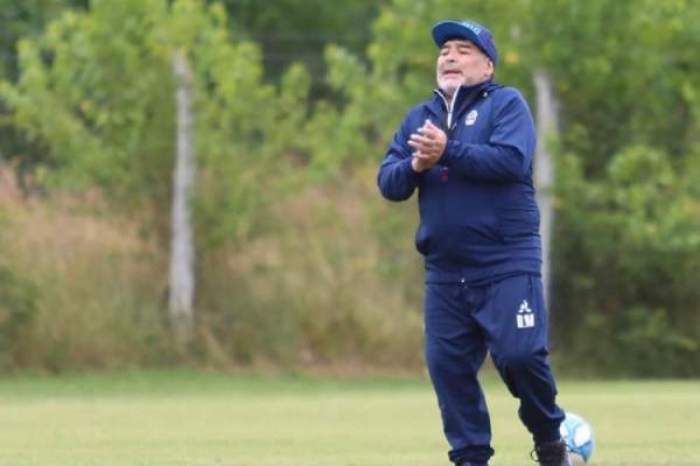 Diego Maradona a fost ”abandonat” de echipa medicală. Ce se arată în raportul privind moartea marelui fotbalist