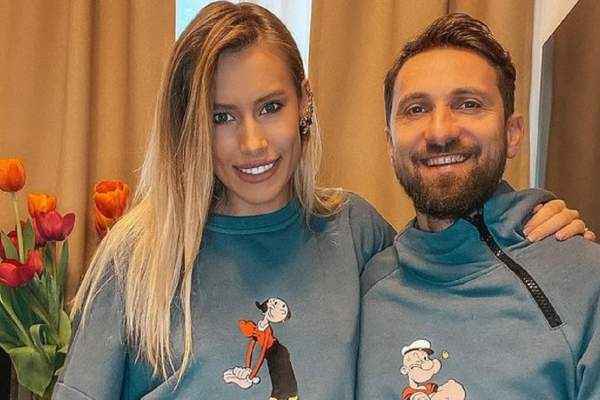 Gabriela Prisăcariu, poză amuzantă cu burtica de gravidă. A stârnit hohote de râs: „Când Dani mă întreabă ce am făcut toată ziua” / FOTO