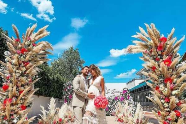 Gabriela Prisăcariu și Dani Oțil, prima fotografie în calitate de soț și soție! Chiar blondina a postat-o