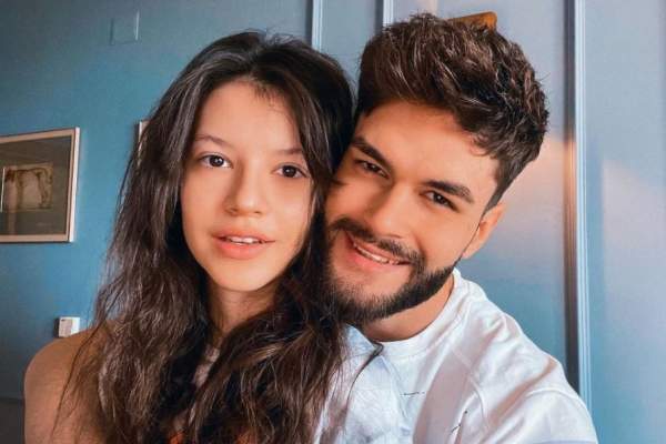 Cleopatra Stratan a lăsat microfonul și a trecut în bucătărie! Cum a surprins-o Edward Sanda pe viitoare lui soție: „Ia vedeți” / FOTO