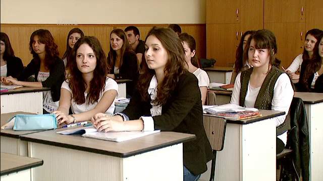 Vești noi pentru elevii care vor susține bacalaureatul. Probele de competențe digitale și lingvistice se echivalează