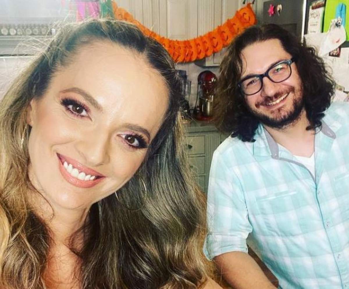 Florin Dumitrescu și soția sa, selfie din bucătărie.