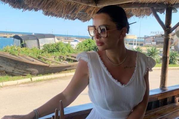 Comunicatul Poliției, după ce cămătarii au dat buzna peste Brigitte Pastramă, înarmați cu macete!