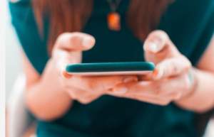 O nouă metodă de tâlhărie prin SMS! Poliția Română a tras un semnal de alarmă asupra mesajelor înșelătoare