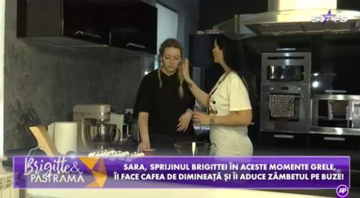 Brigitte Pastramă și Sara, în bucătărie, discutând
