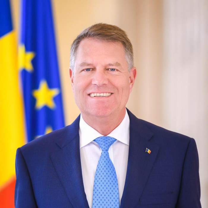 Cum arăta Klaus Iohannis la 17 ani. Președintele României a postat o fotografie din copilăria sa