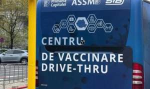 Există și varianta de vaccinare din mașină. Unde sunt centrele de drive-thru în România