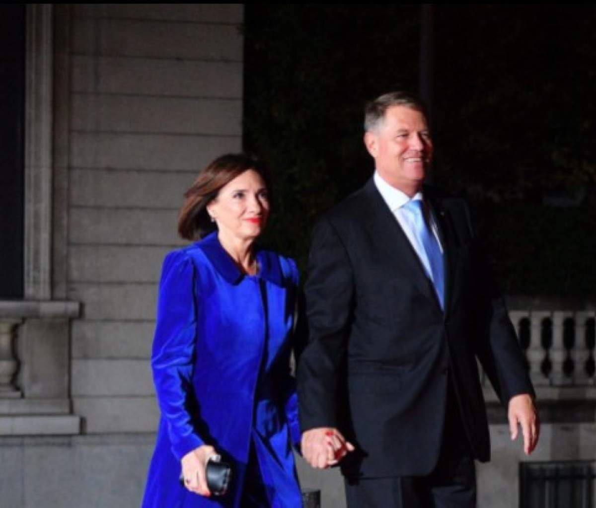 Carmen Iohannis de mână cu soțul ei, președintele Klaus iohannis