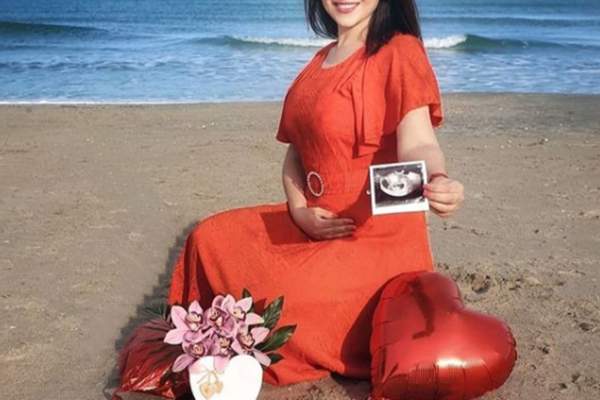 Prezentatoare TV, însărcinată pentru prima oară. Vedeta a anunțat sexulul bebelușului din pântece