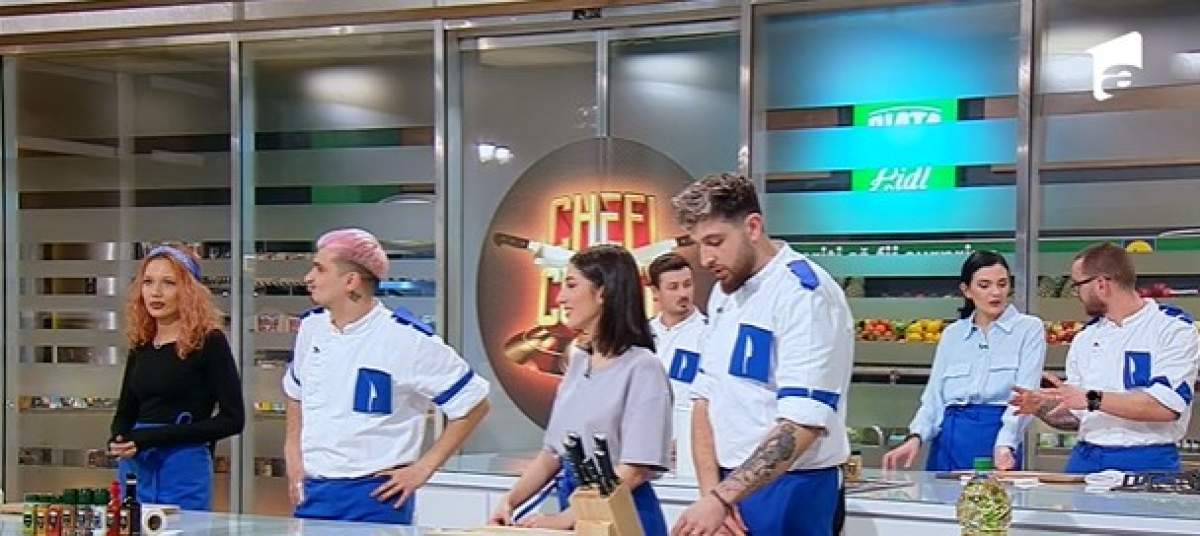 Concurenții Chefi la cuțite au gătit alături de cei dragi Concurenții Chefi la cuțitealături de cei dragi în semifinală