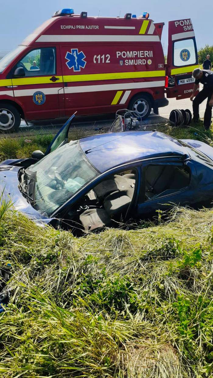 Grav accident în Gorj. O avocată de 42 de ani a murit, iar două fetițe gemene au rămas orfane