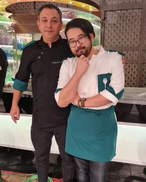 Rikito Watanabe de la Chefi la cuțite, adevărul despre ”pasiunea” pe care a făcut-o pentru manele: ”Îmi place de domnul Adrian Minune”