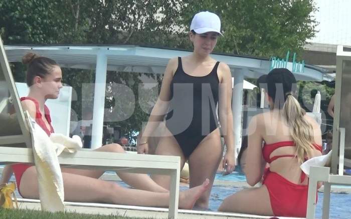 Nicole Cherry, ipostaze emoționante cu burtica de graviduță, la piscină! Frumoasa artistă a dansat și a mângâiat-o pe ”Cireșica” încontinuu / PAPARAZZI