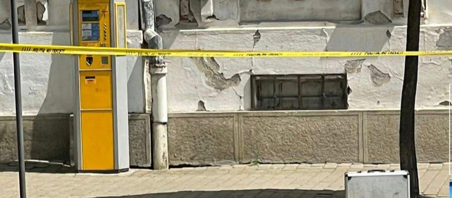 Alertă cu bombă la Palatul Copiilor din Arad. Pirotehniștii și jandarmii au blocat întreaga zonă