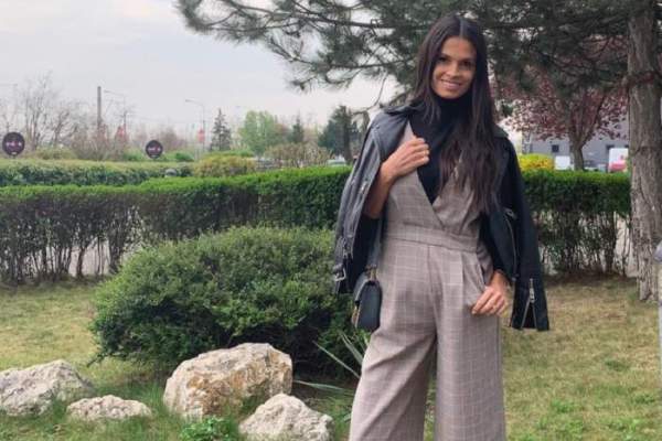 Din ce religie face parte Anca Serea, de fapt. Vedeta a făcut totul public pe internet: „Sunt o persoană normală , ca și voi”