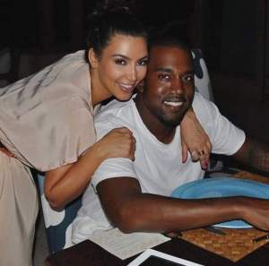 Mesajul transmis de Kim Kardashian lui Kanye West, la patru luni de la anunțul divorțului: „Te voi iubi mereu”. Urmează o nouă împăcare printre vedete?