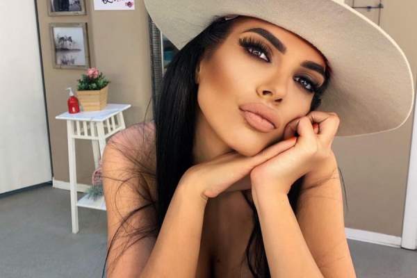 Andreea Tonciu, vizită de urgență la spital. Ce i s-a întâmplat vedetei: ”Sunt umflată pe partea dreaptă”