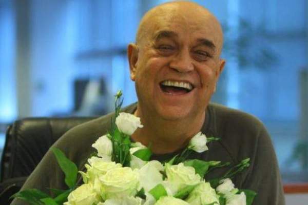 Motivul pentru care Benone Sinulescu nu e transferat la un spital din București. Apropiații, îngrijorați de starea sa: ”Îl lasă să moară”