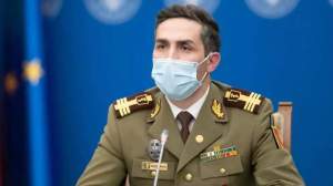 Va redeveni masca de protecție obligatorie? Anunțul făcut de Valeriu Gheorghiță înainte de valul 4: ”Riscul de infectare e mare”