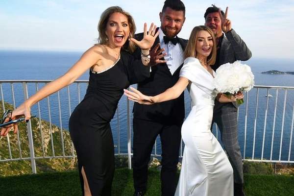 Denisa Tănase de la Bambi, imagine de senzație cu verighetele purtate de ea și soțul său. Cum au reușit să le cumpere: ”A fost o adevărată aventură”