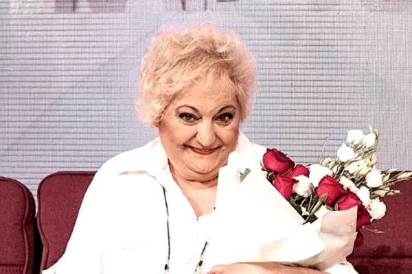 Marinela Chelaru își sărbătorește ziua de naștere în direct, la Antena Stars. Cum se simte actrița la 62 de ani / VIDEO