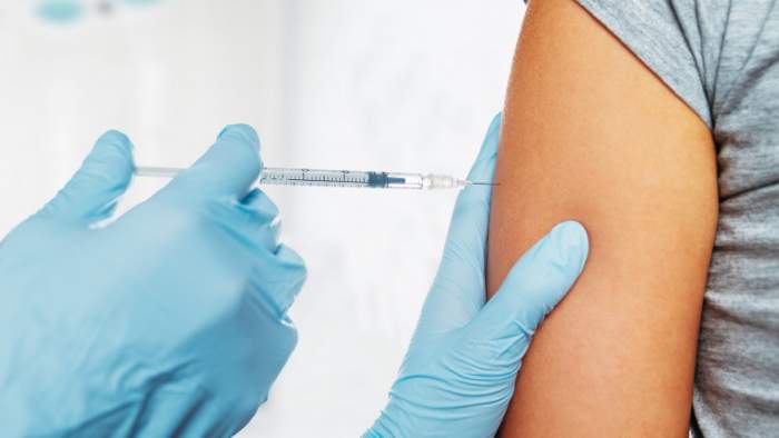 Grecia impune vaccinarea obligatorie împotriva Coronavirsului! Despre ce persoane este vorba