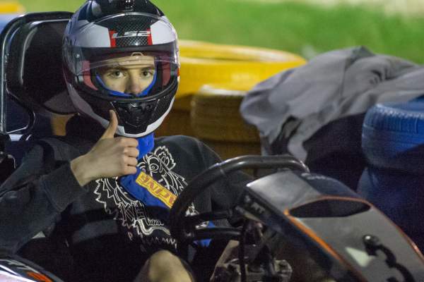 Cum arată Albert, fiul regretatului Adrian Iovan, la 14 ani. Adolescentul este pilot de raliu