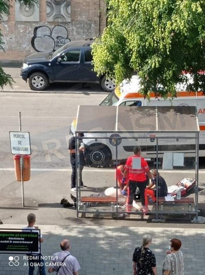 Un bărbat din Satu Mare a murit într-o staţie de autobuz din cauza căldurii. Valul de caniculă face din ce în ce mai multe victime în România / FOTO