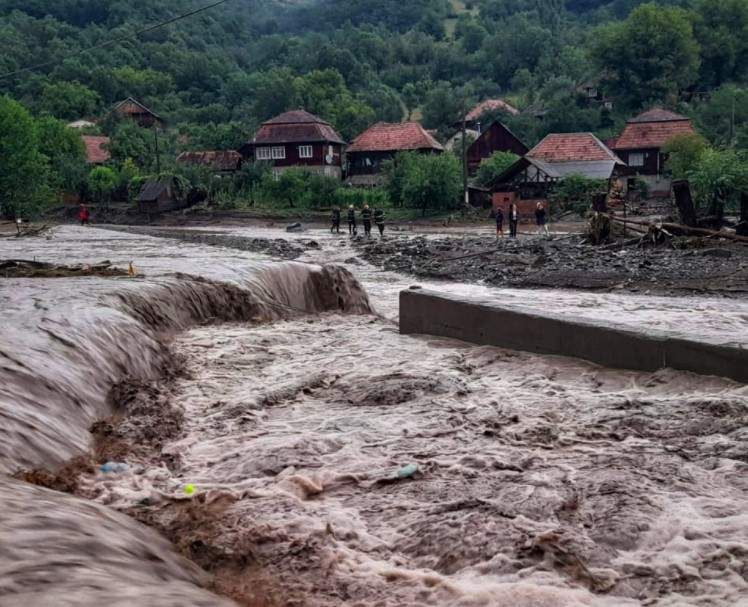 inundații în Alba
