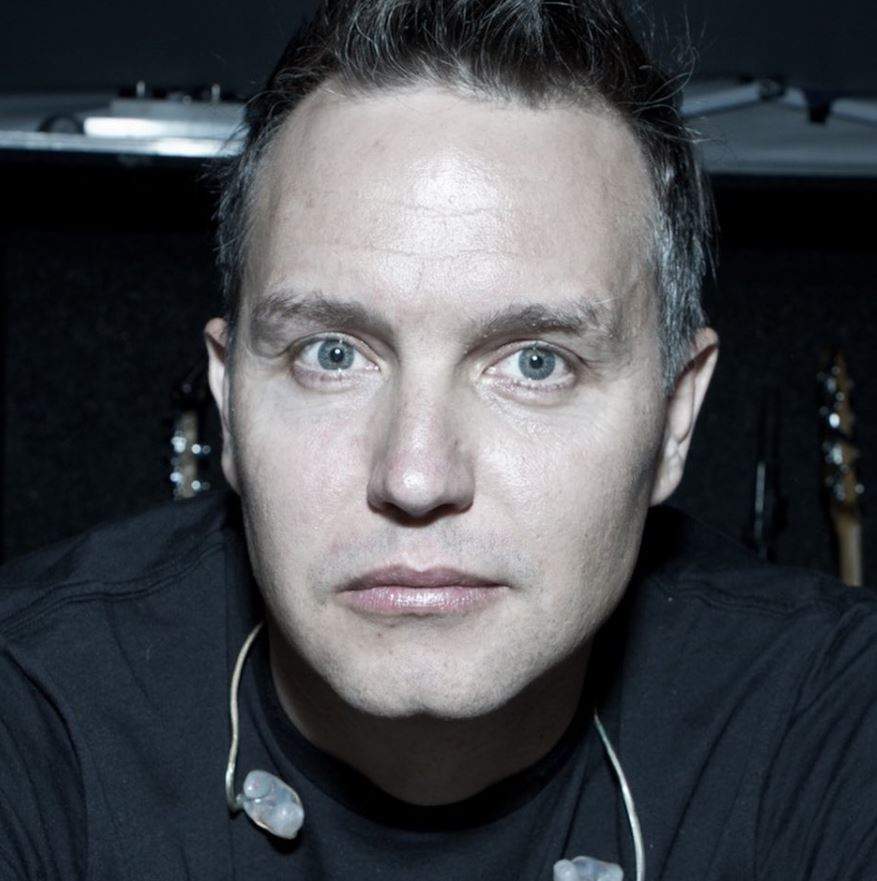 În ce stare se află Mark Hoppus, aflat în ultimul stadiu de cancer. Fondatorul trupei Blink-182 se teme pentru viața lui: „Încearcă să mă omoare”